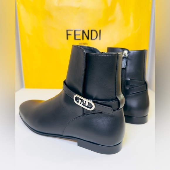 Fendi Vitelo O’Lock Men’s Ankle Leather Boots Black Size 10.5 New! Retail$1200 main image 8